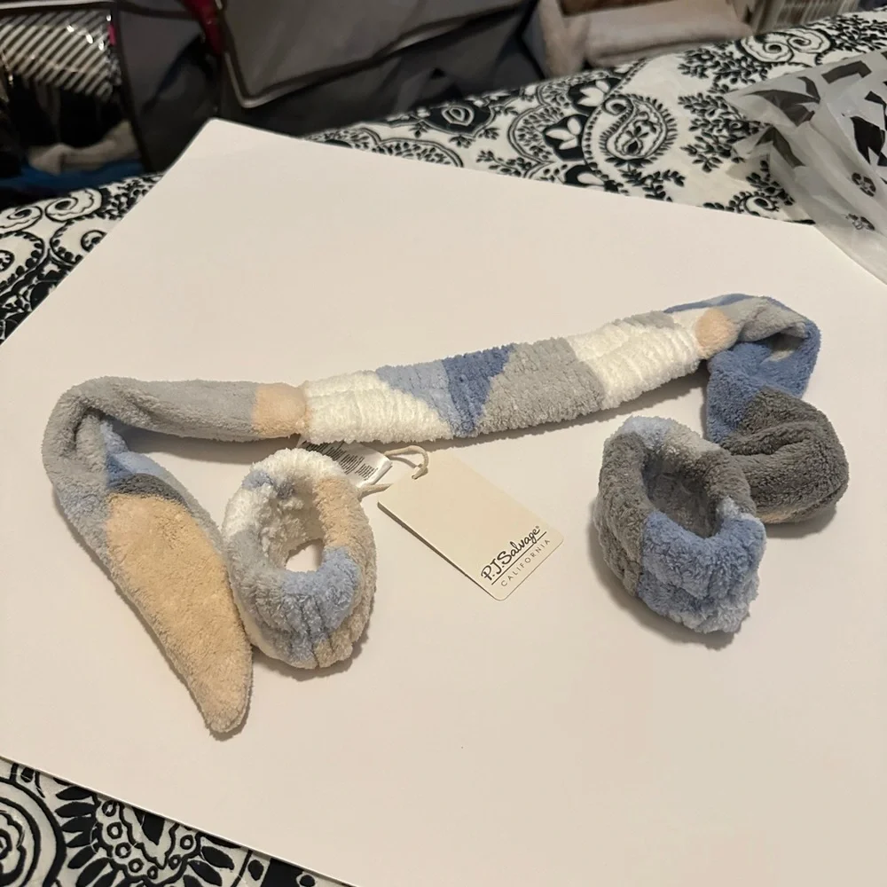 PJ Salvage Plush Knotted Hair Tie in Gray, Blue & Cream work out gear